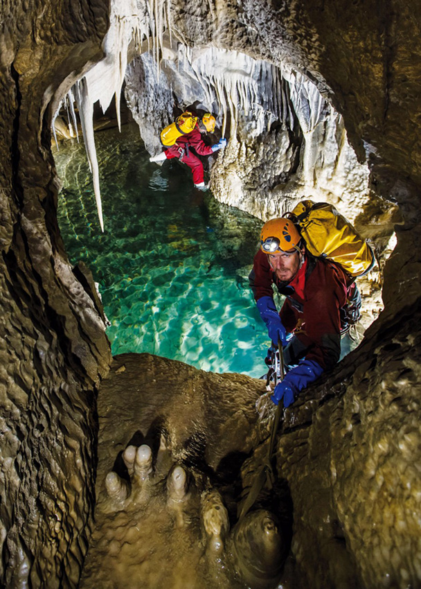 The-Cave-Connection-festival-film-explorimages-Nice-nature-aventure